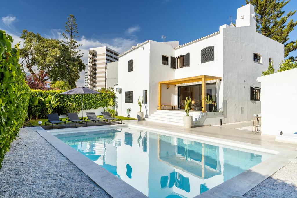 Exclusive Oasis 3
