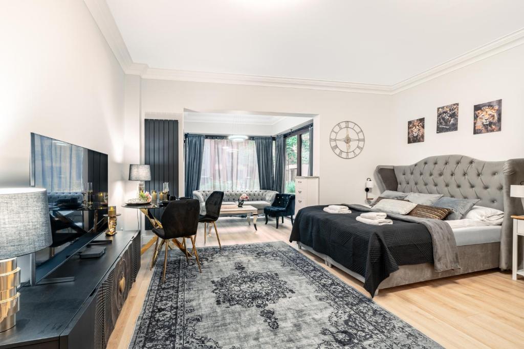 Glamour Apartments 1