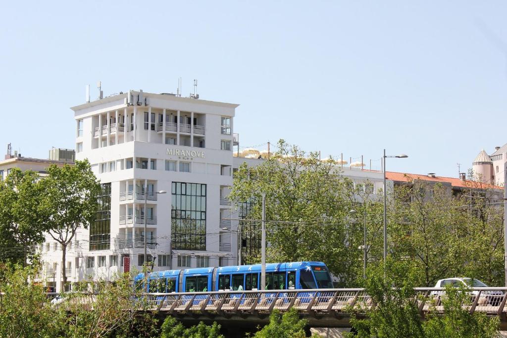 Miranove 2