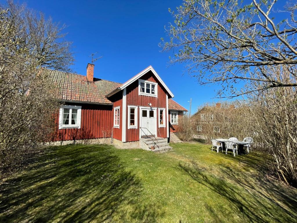 Brunnsta Gård 4