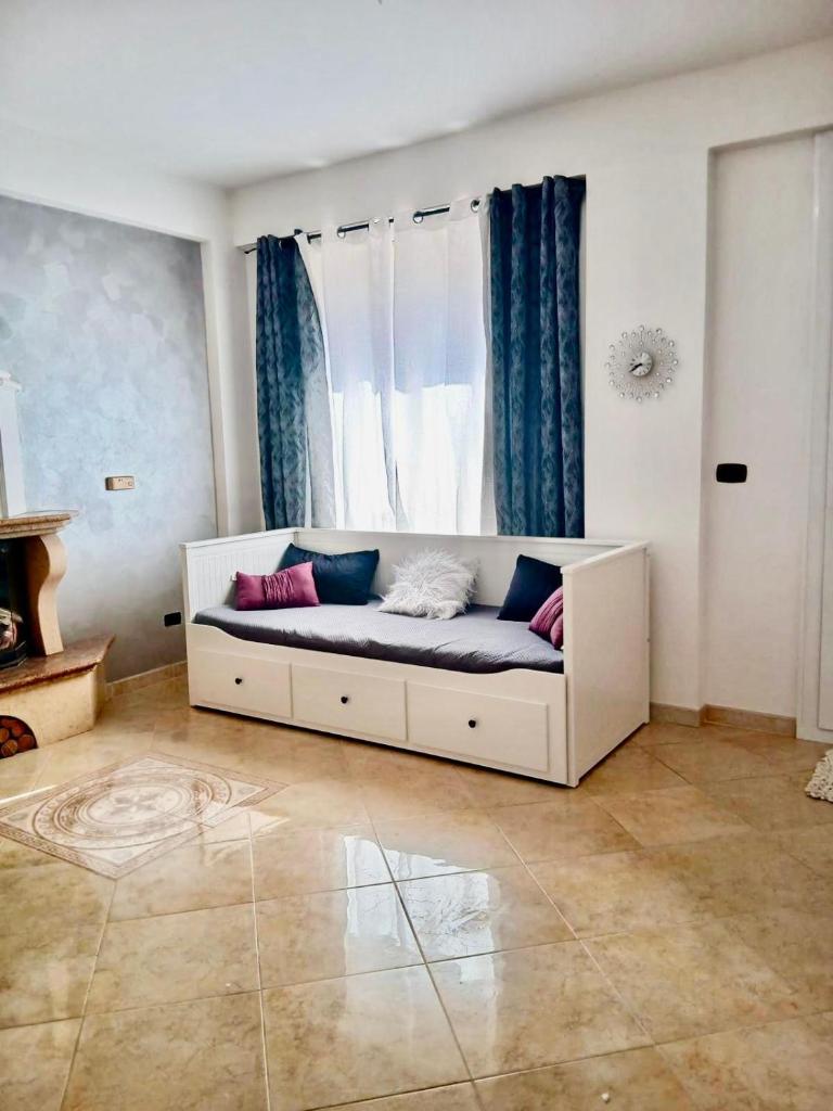 Lovely Home 7