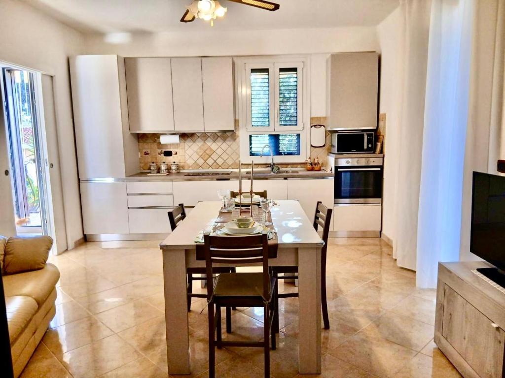 Lovely Home 4