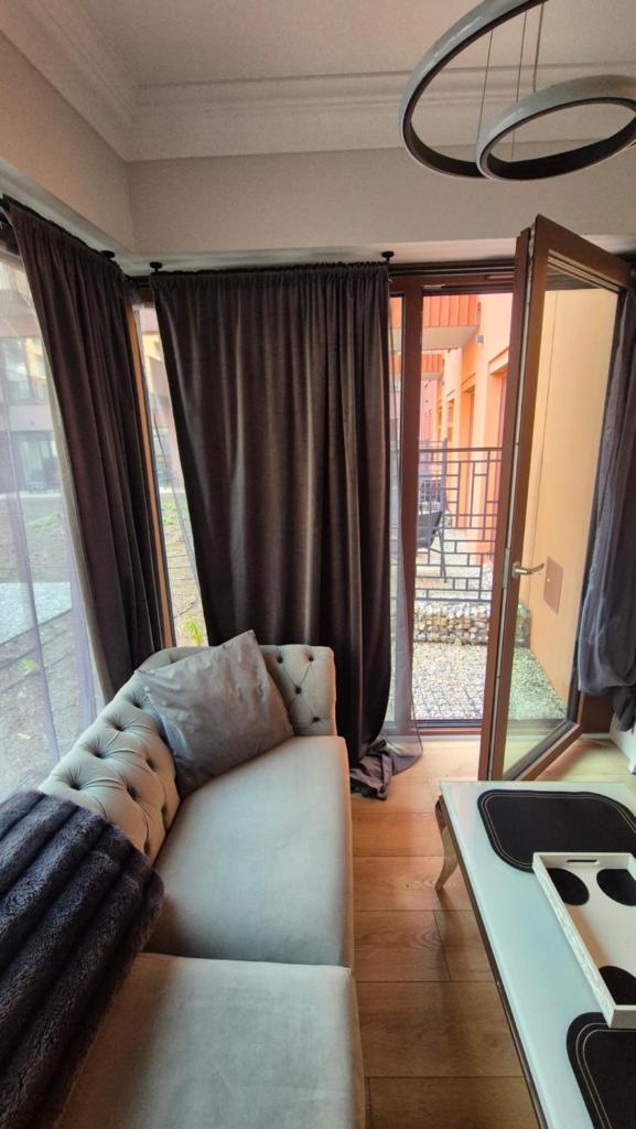 Glamour Apartments 7