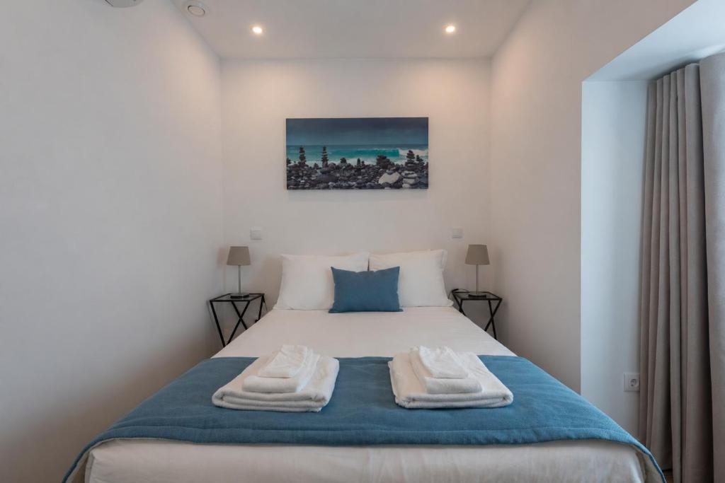 Cozy Oeiras Home for Beach, Lisbon & Cascais 2