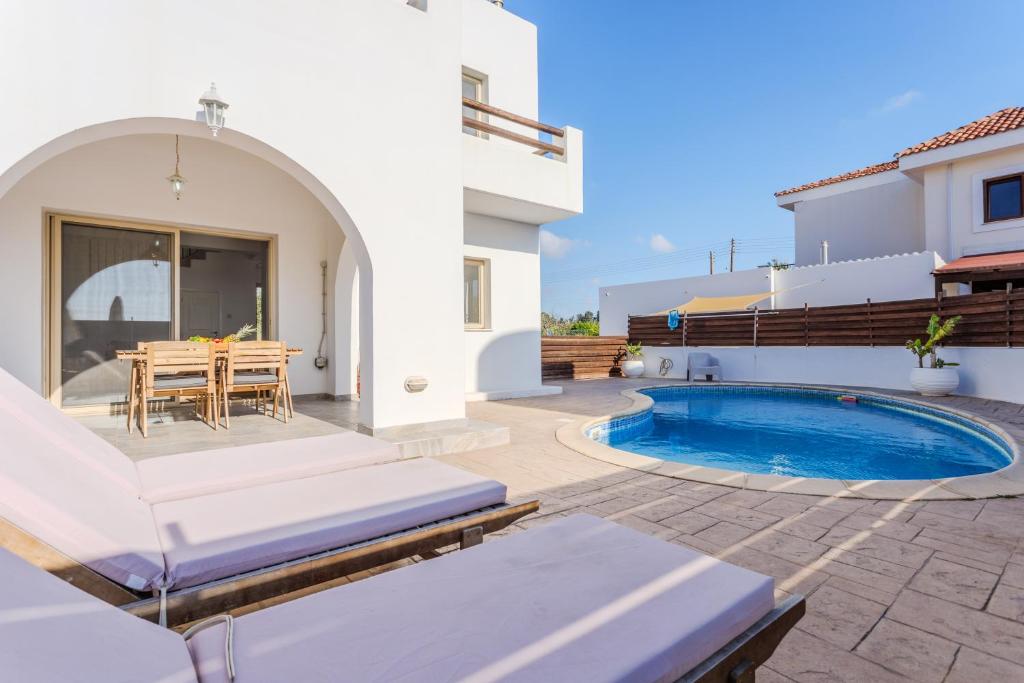 Nireas Villa 5