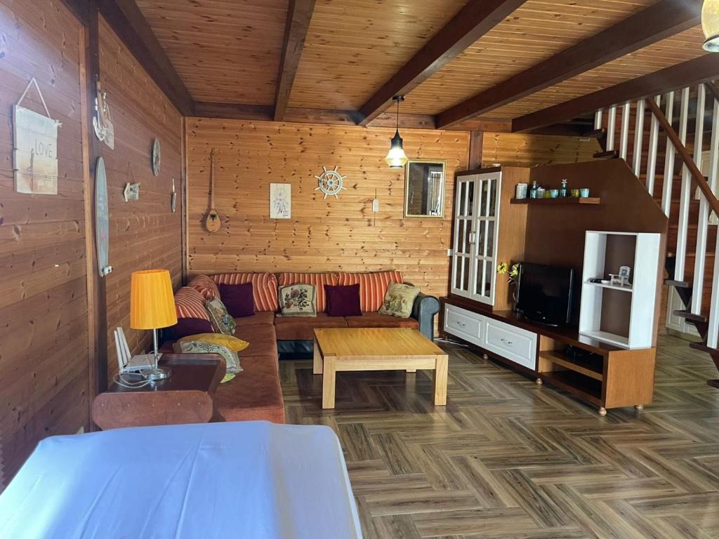 Sol Apartments Gjiri Lalzi 2