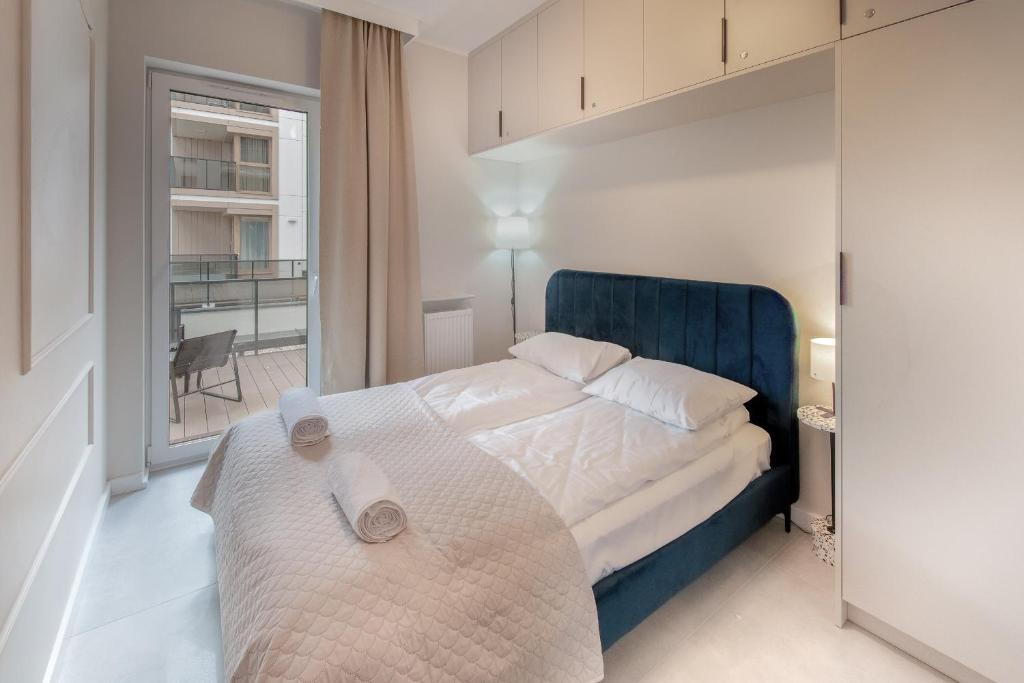 Azure Seaside Apartment - Luxury Apartment with Terrace, Balcony and Parking in Gdansk 2