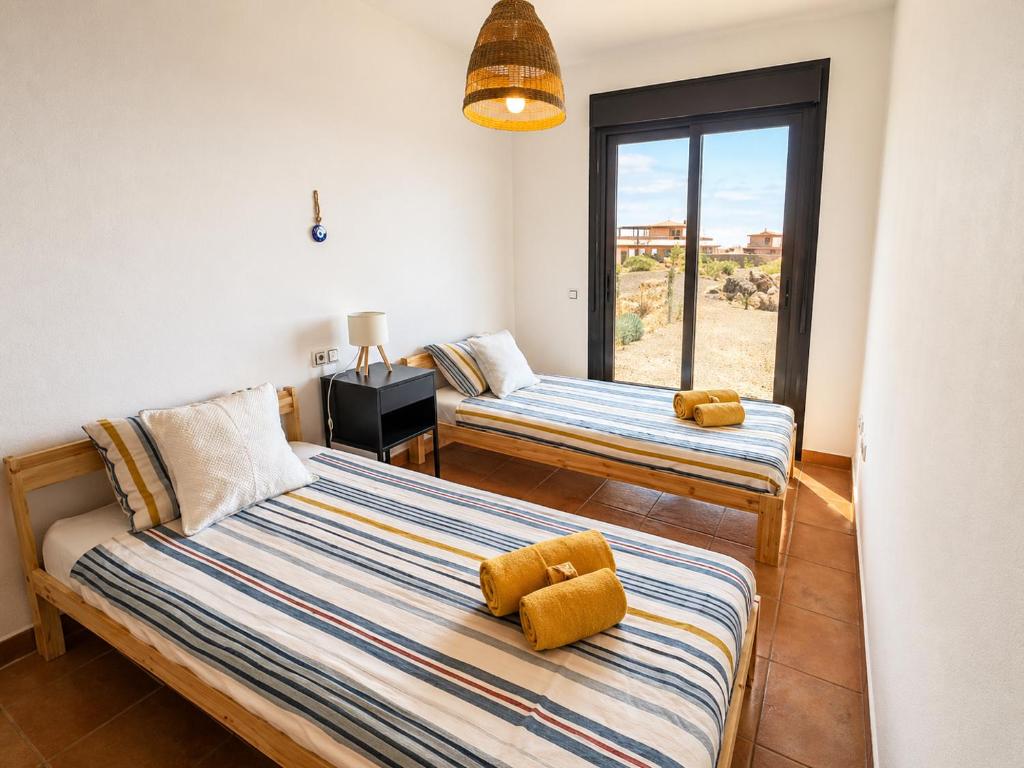 Casa pez OASIS slow life con piscina y terraza 8