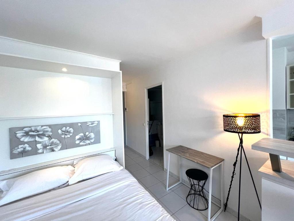 Nice Studio near the sea Roquebrune Cap Martin 6