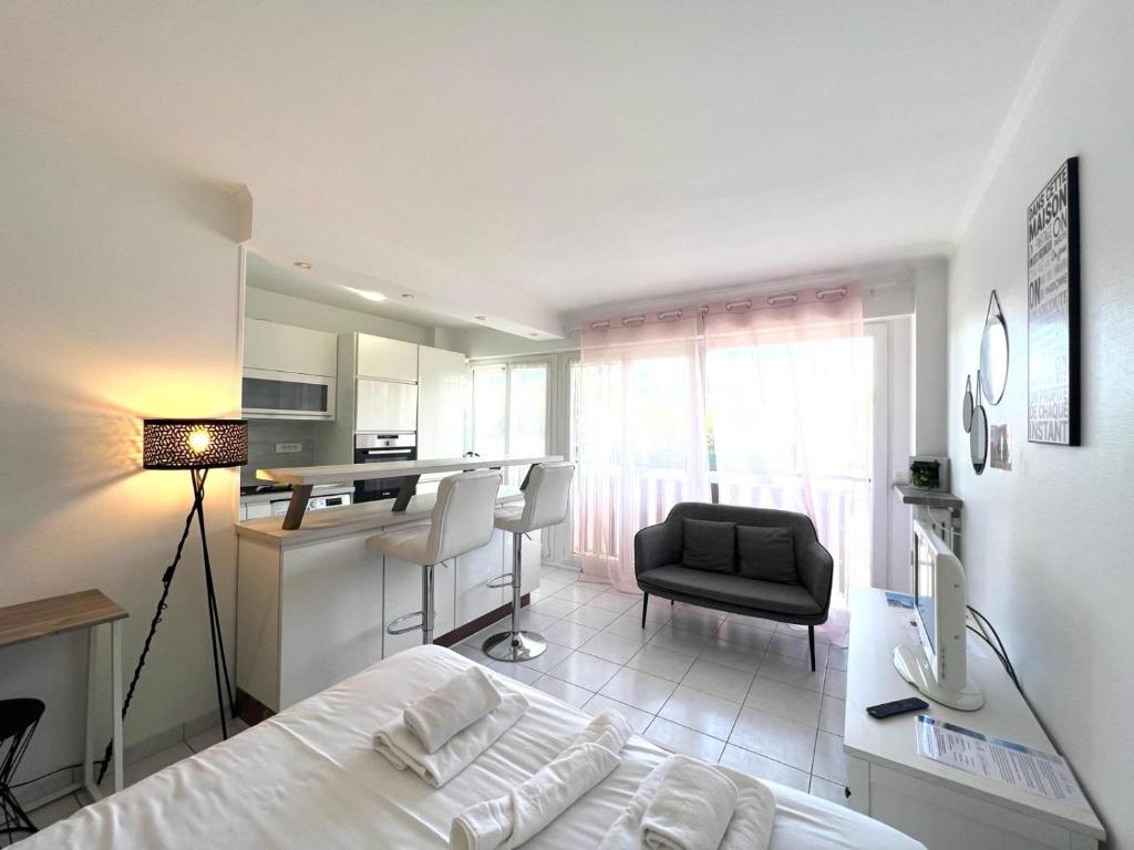 Nice Studio near the sea Roquebrune Cap Martin 5