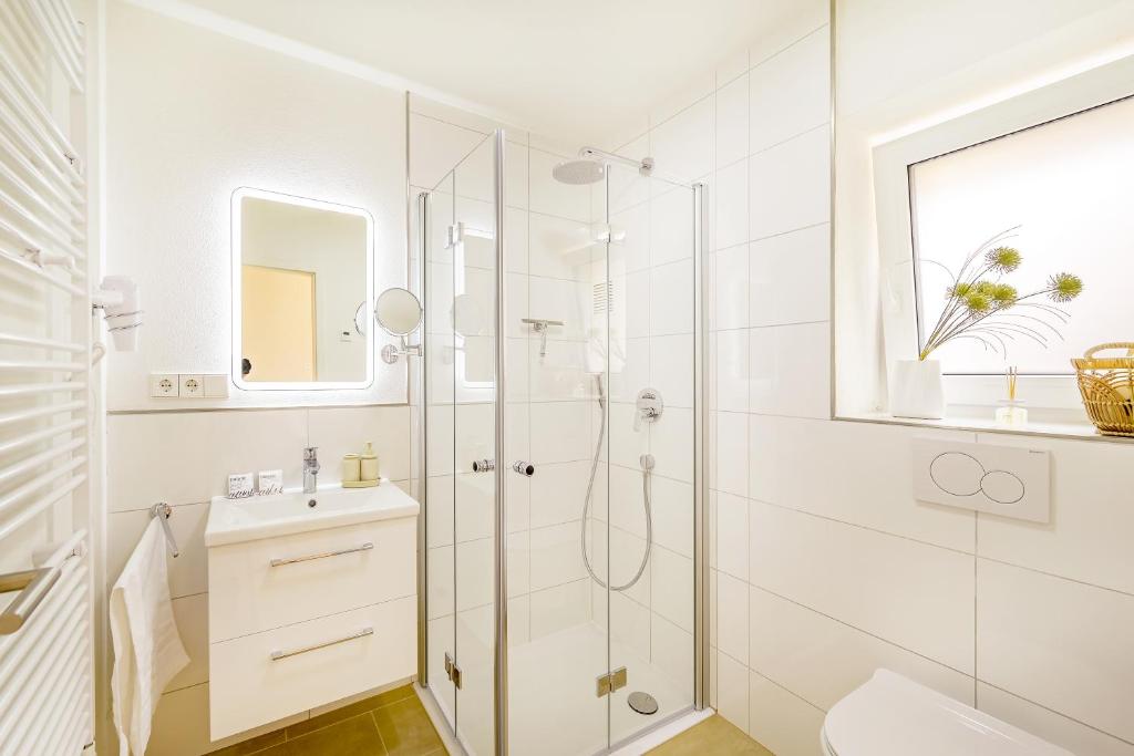 Lemon3 - Design Apartments with Smart-TV, Self Check-in & Free Parking 8