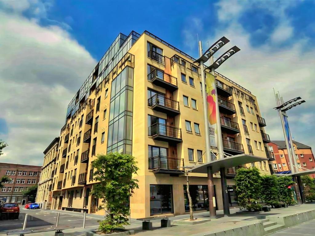 Stylish 1 Bed Apartment in Belfast City Centre 1