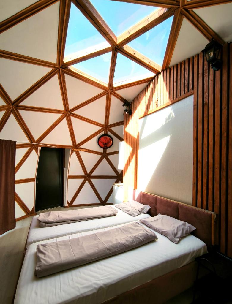 Retreat House Herneacova 2