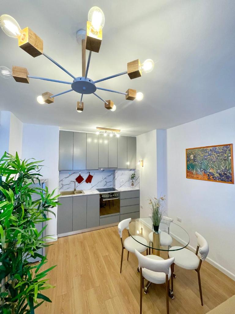 Studio Flat in the City Center 4