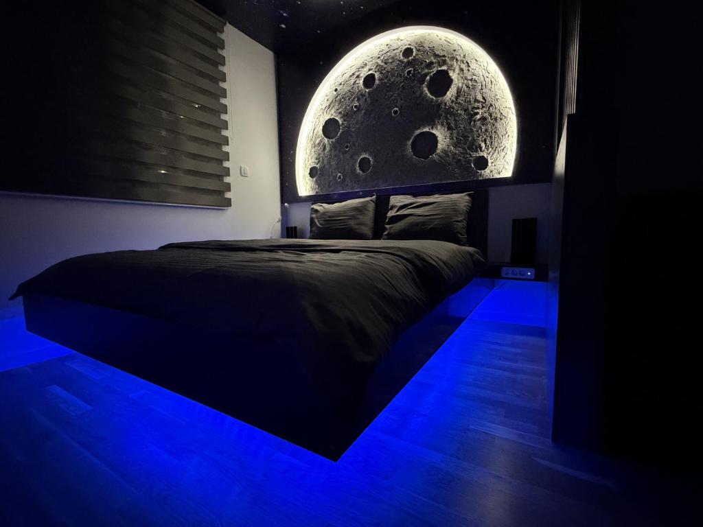Predsjednički apartman, Djakuzi&Lebdeći krevet, Apollo 11 2