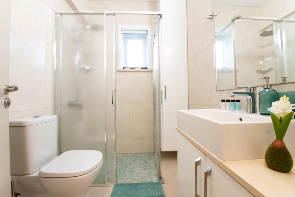 Dinglis Residences 31 8