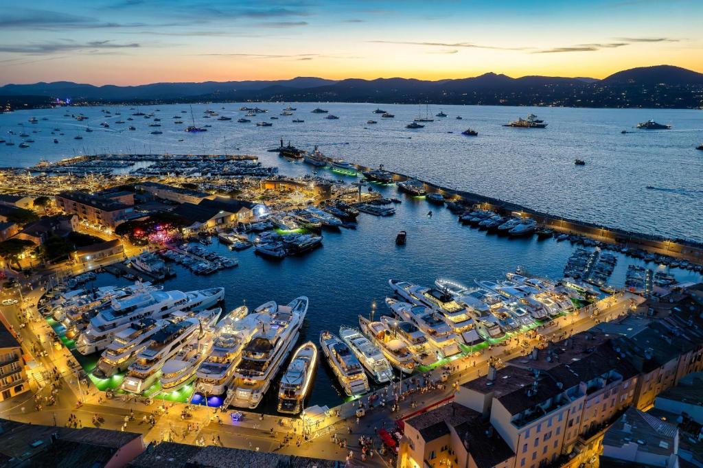 Rare ! St-Tropez Port Quai d'Honneur, Terrace Sea View 1