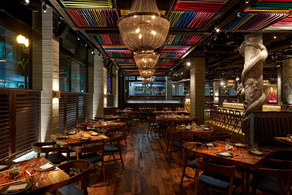 The Godfrey Hotel Boston Image
