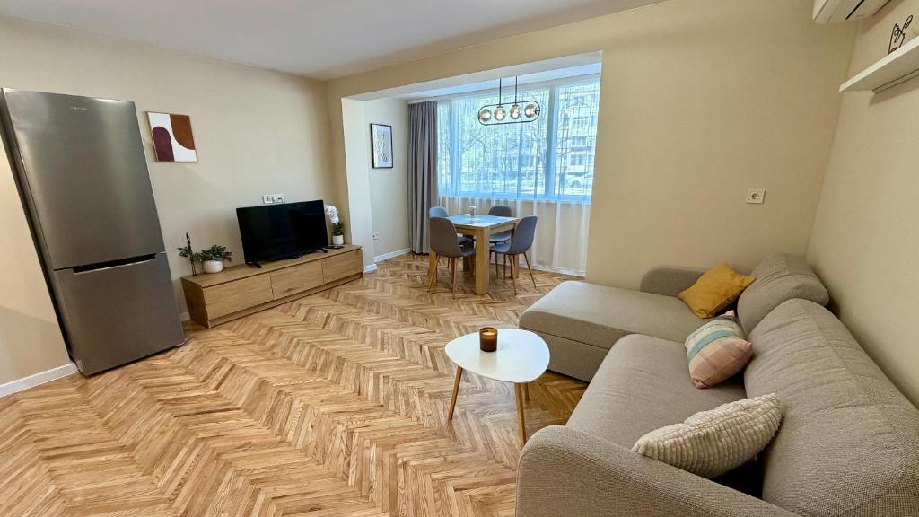 Cozy Cathedral Corner - 2 mins walk from the main pedestrian street 1