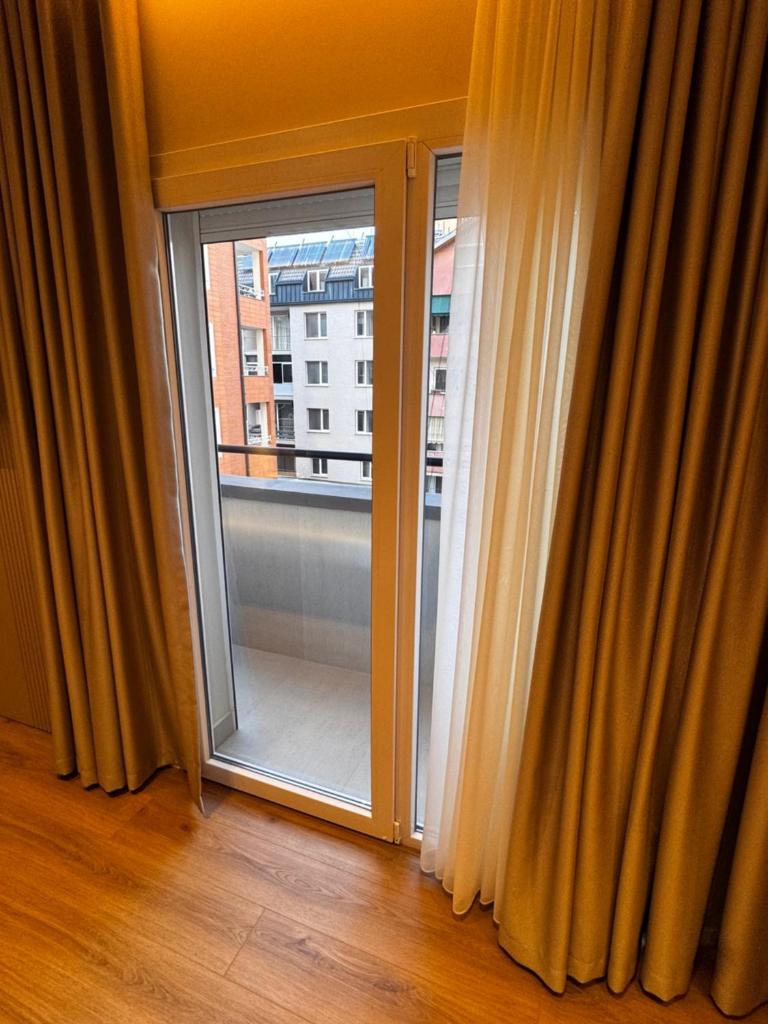Dea`s Apartments Blloku 4