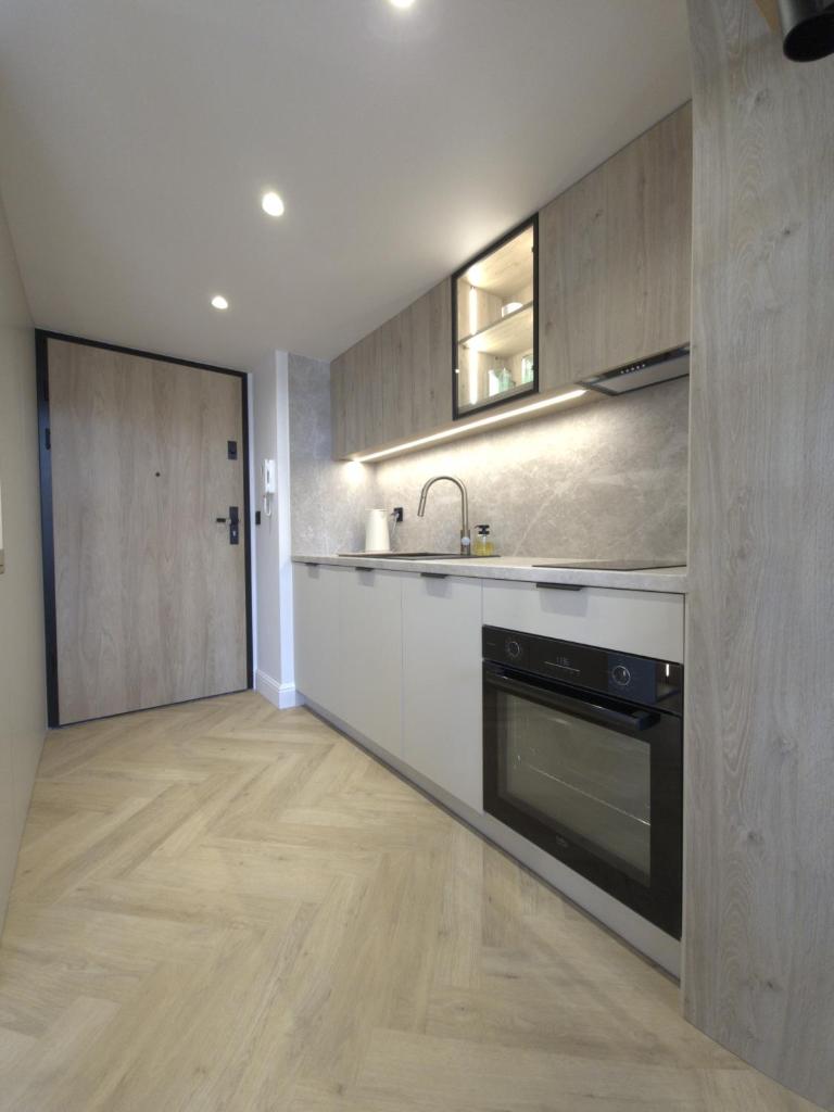 Roosevelta Residence Apartments - przy OFF Piotrkowska, FV - Klimatyzacja - WiFi, Orientarium, Atlas Arena, HopaLupa, Aquapark Fala, EC1 6