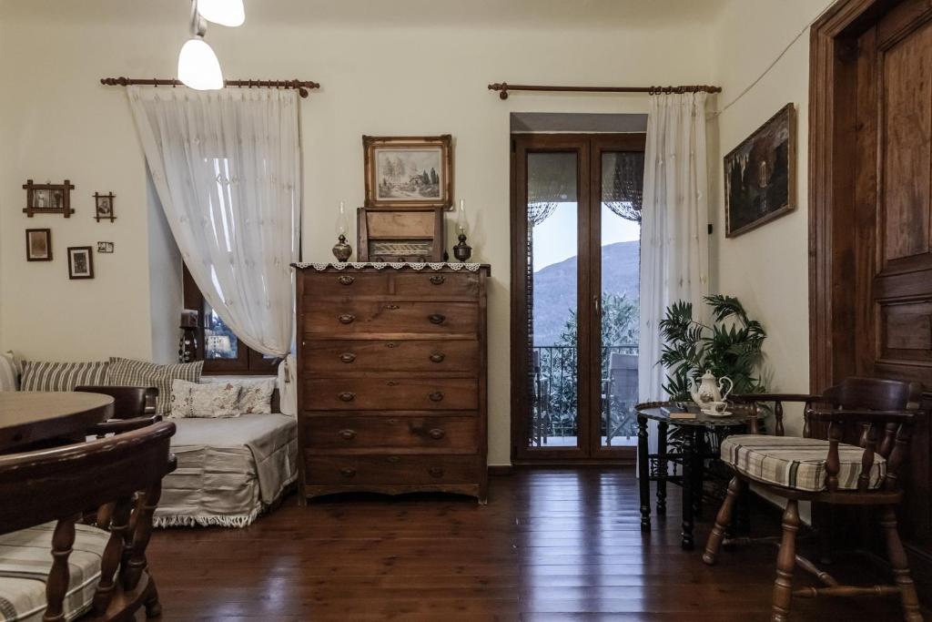 Malamo's home 7