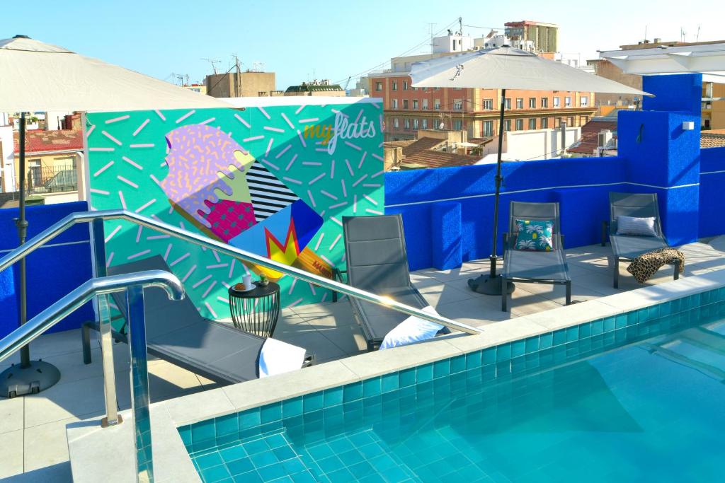 MyFlats Luxury Downtown 2