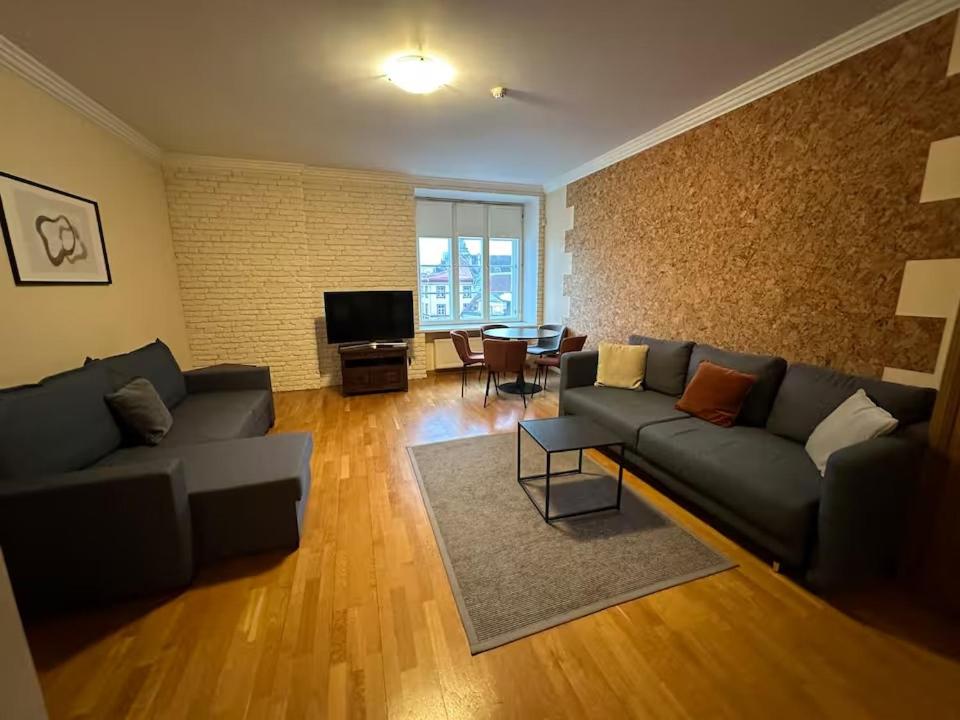 Raekoja plats View Apartment 5