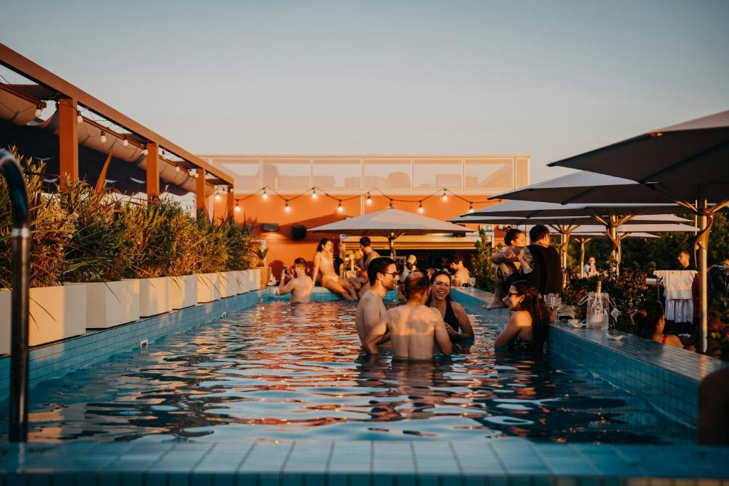 The Social Hub Toulouse Extended Stay 1