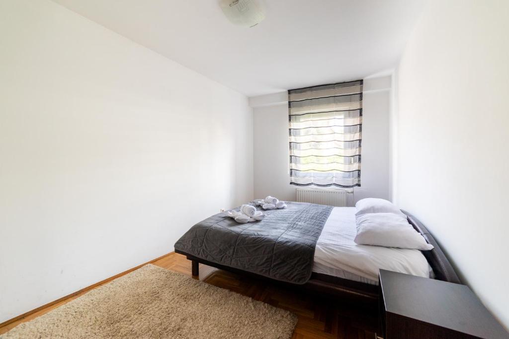 CityCenter Cekalusa Two bedroom Apartment with garden 8
