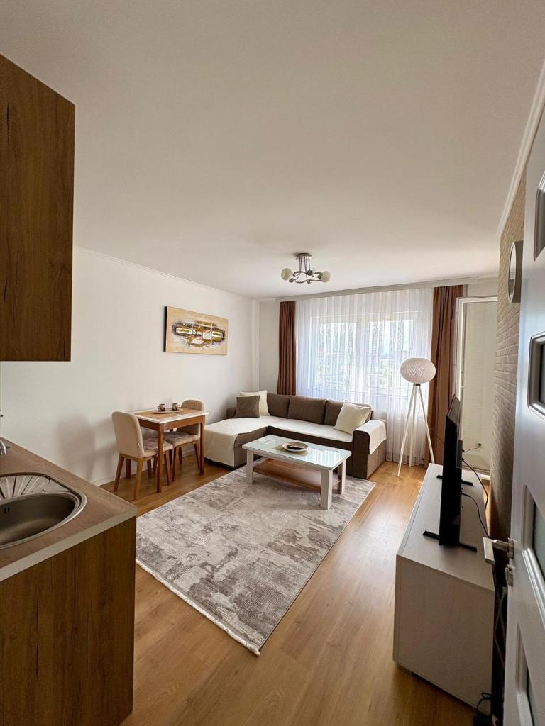 White Apartment 5