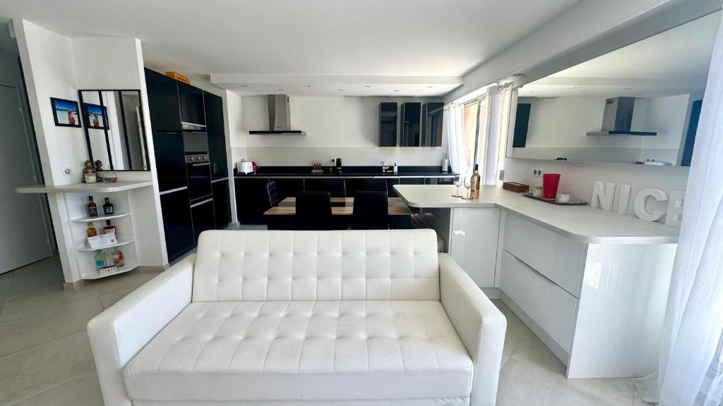 Appartement Luxe - 3 pièces avec vue mer, piscine et tennis 3