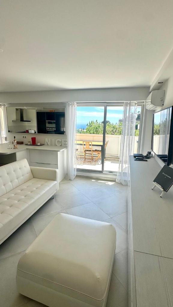 Appartement Luxe - 3 pièces avec vue mer, piscine et tennis 5