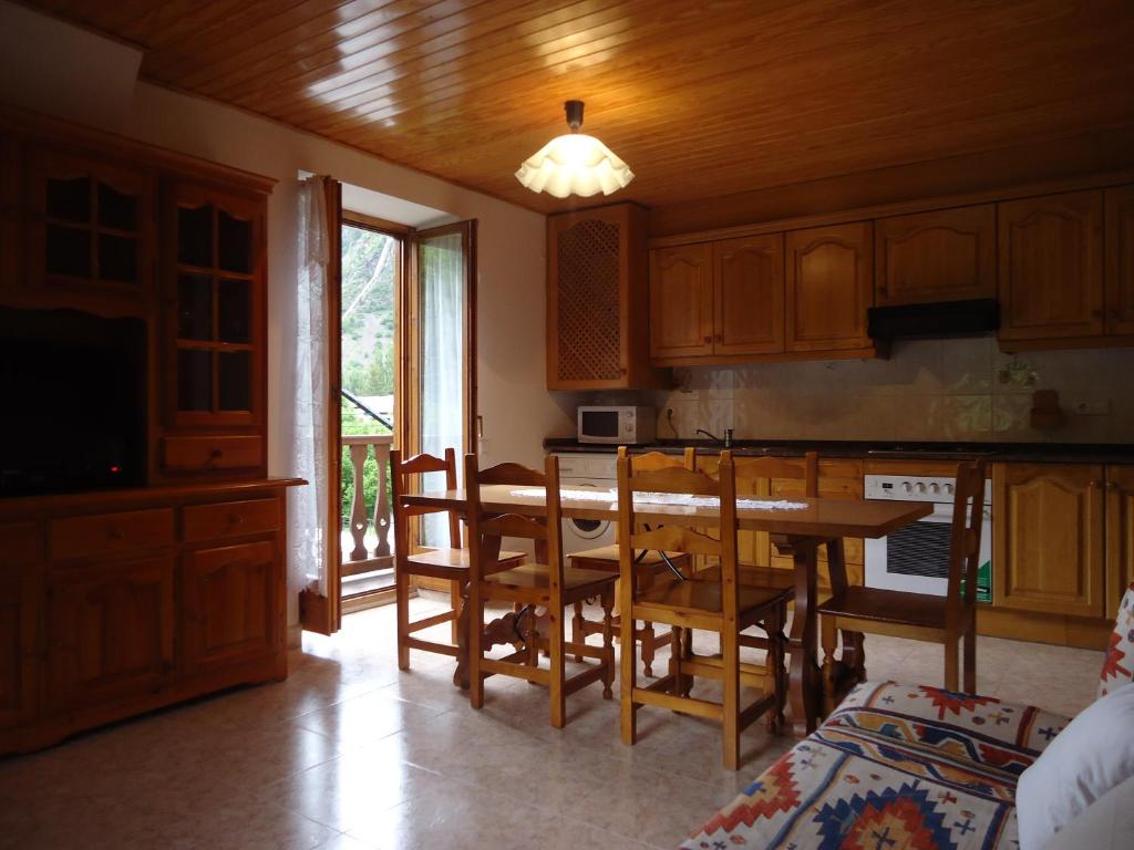 Apartaments La Llucana 8