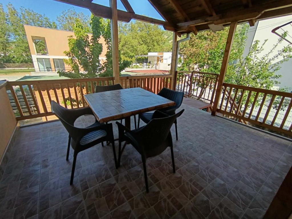 Family House Near Motorway 6 Guests 3 Bedrooms 6
