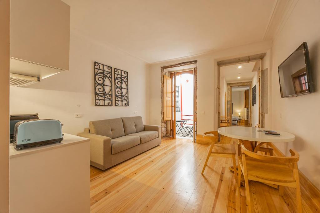 Casa da Baixa by PURUS 5