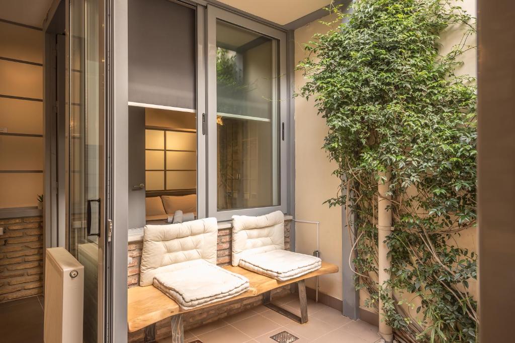 Contemporary Acropolis House 4