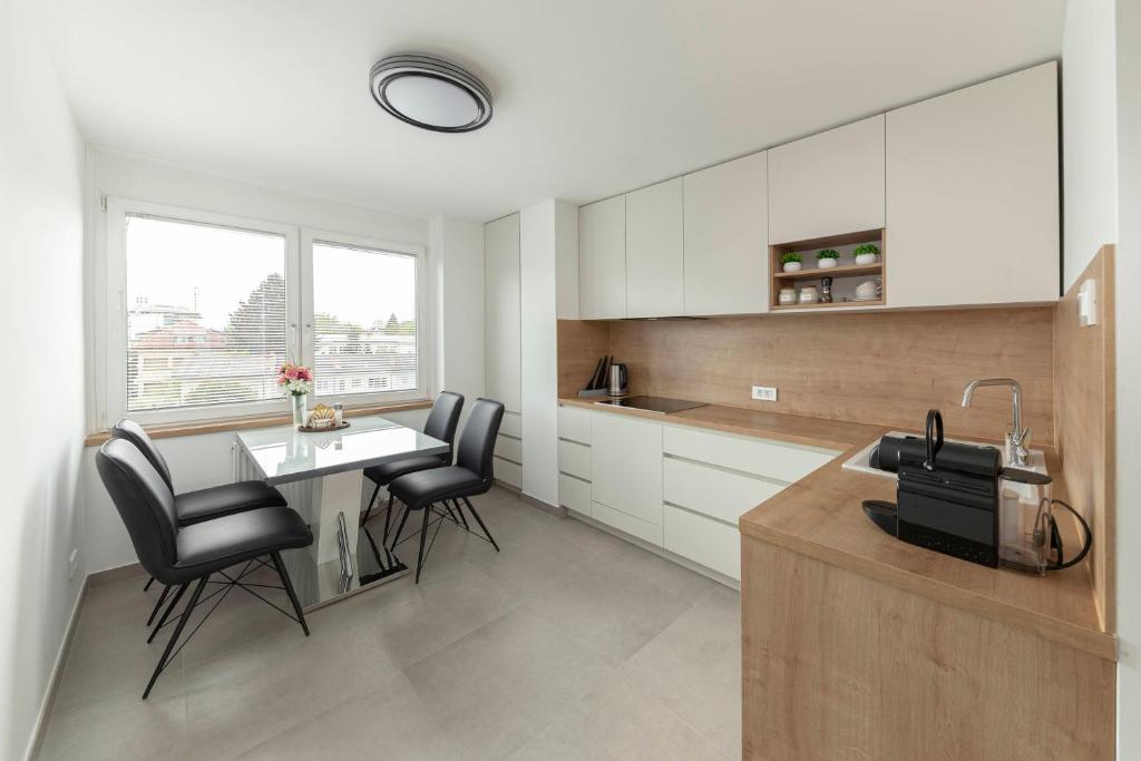 BH ROSE Apartment 2