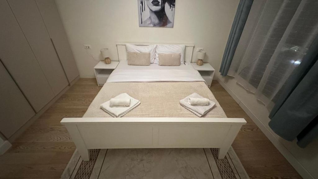 Metropolitan Premium Apartment 1 BDR 4