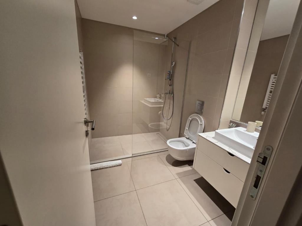 Aqua Premium Apartment 1 BDR 5