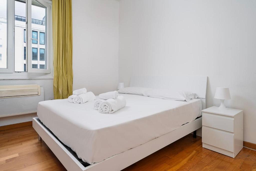 Bright, Smart Flat in Porta Venezia - City Center 7