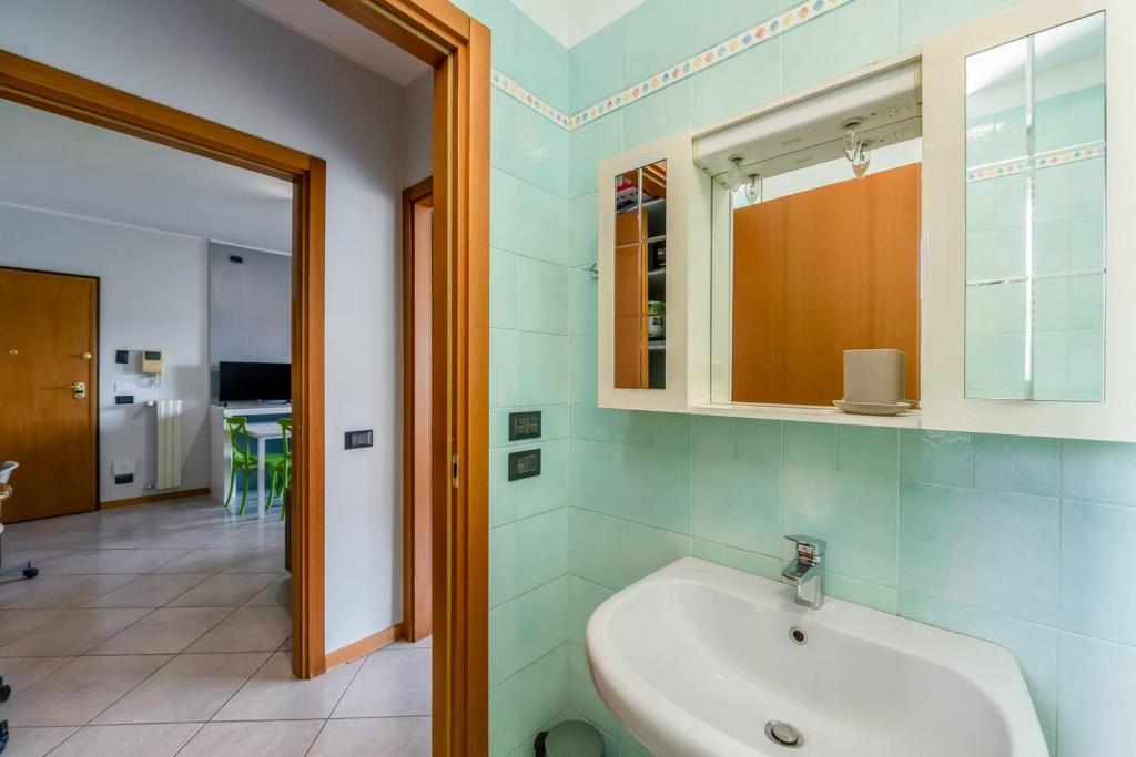Smart Apt w Workspace in Bergamo 3
