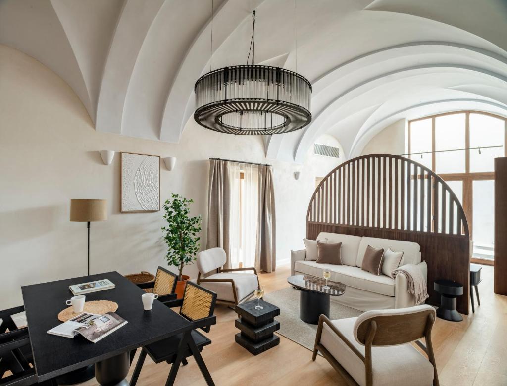 Magno Collection Palacio de Becas 8