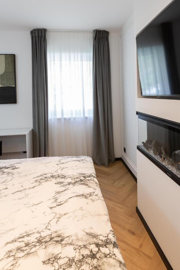 Modern Luxury Apartment 2