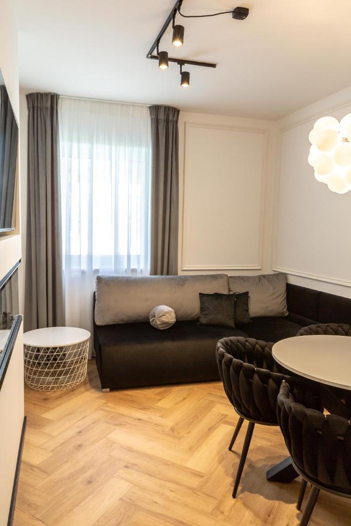 Modern Luxury Apartment 4