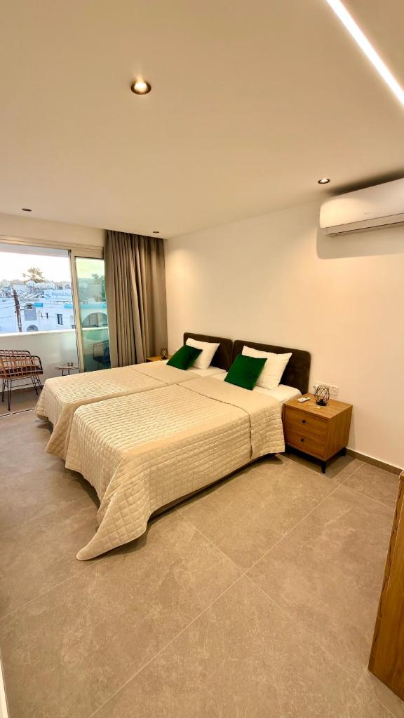 Living Boutique Apartments Adults Only 7