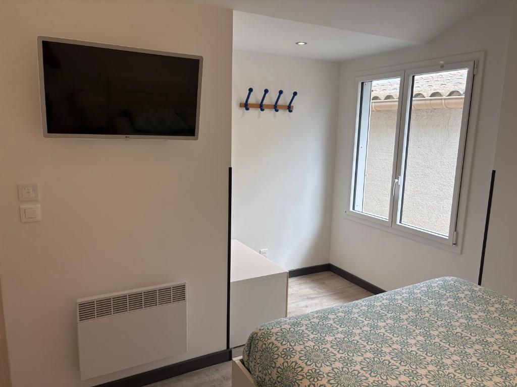 Maison Gekko I & II, climatisée avec patio, places de parking privées, plage à 800m 5