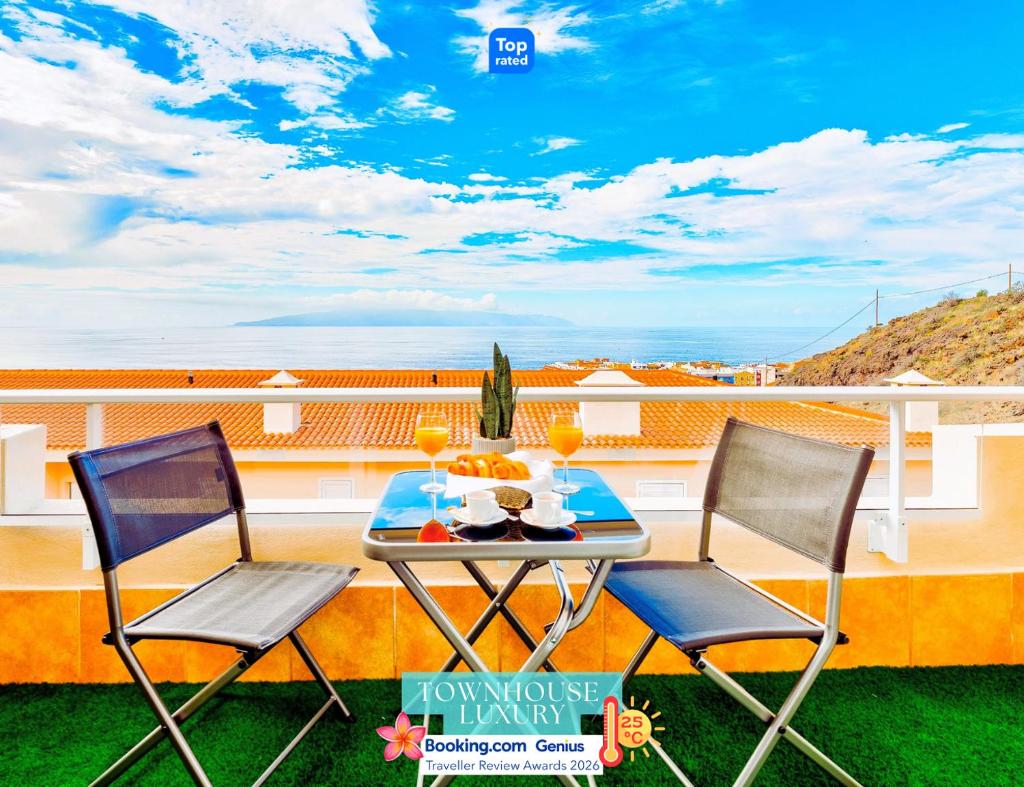 Townhouse Luxury - Relax with stunning sea views 1