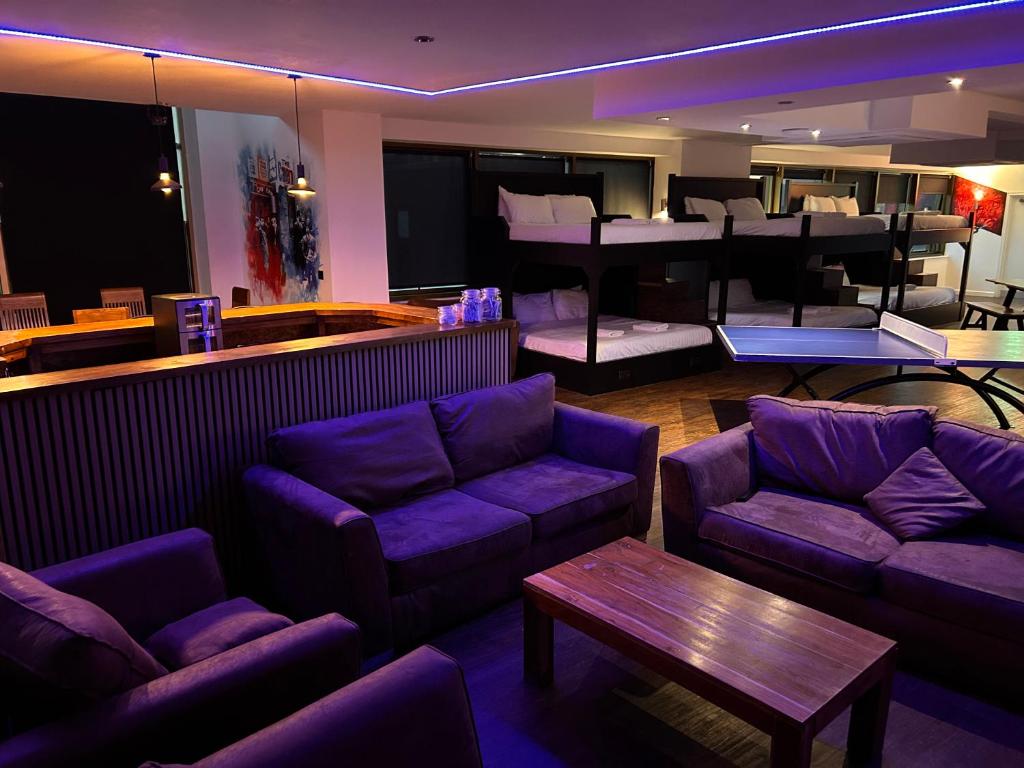 Big Stay Suites 4