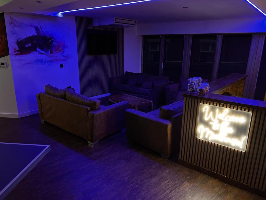 Big Stay Suites 5